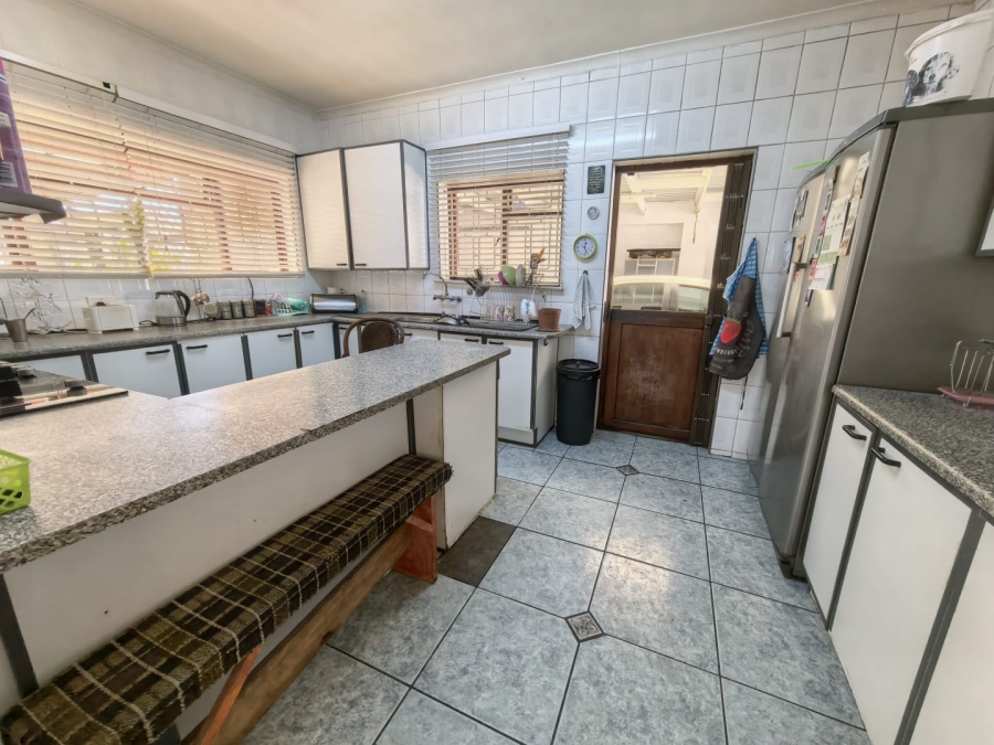 5 Bedroom Property for Sale in Crawford Western Cape